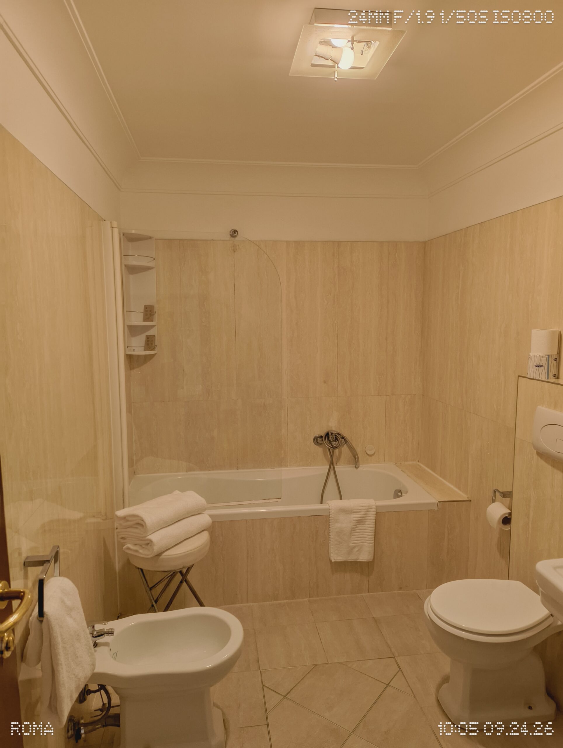 Shower or bathtub